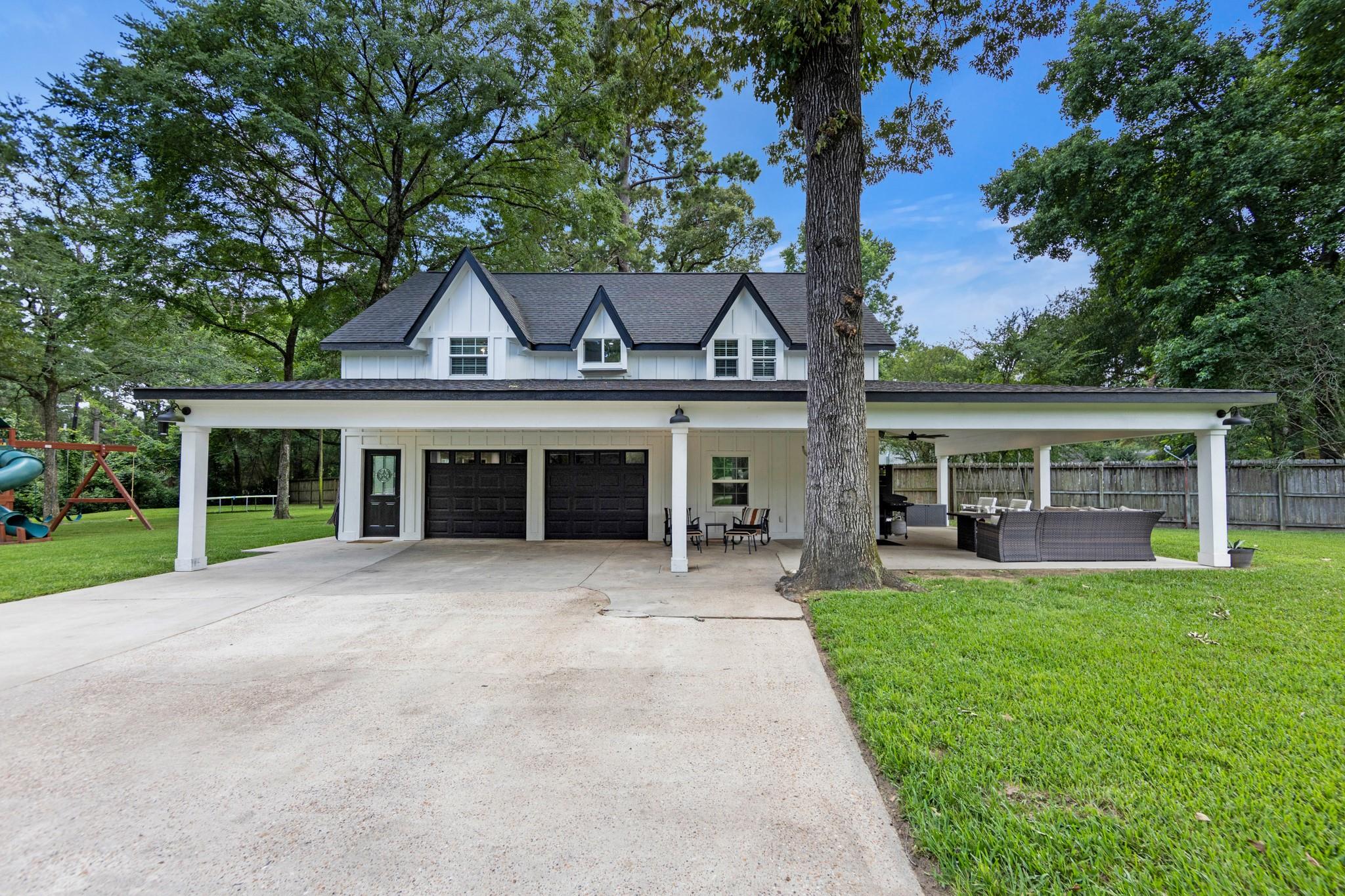 819 Sentinel Oaks
