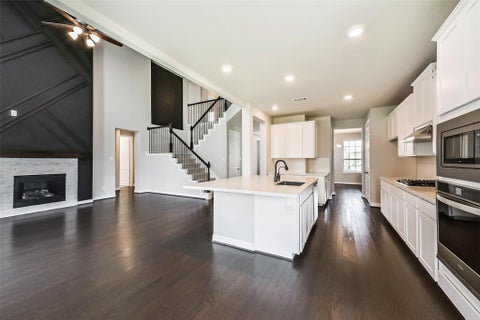 Photo of 12615 Jetty Ridge Drive, Texas City, TX 77568 (MLS # 94137407)
