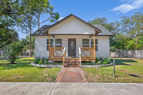 Photo of 1418 Carlisle Street, Rosenberg, TX 77471 (MLS # 62276892)