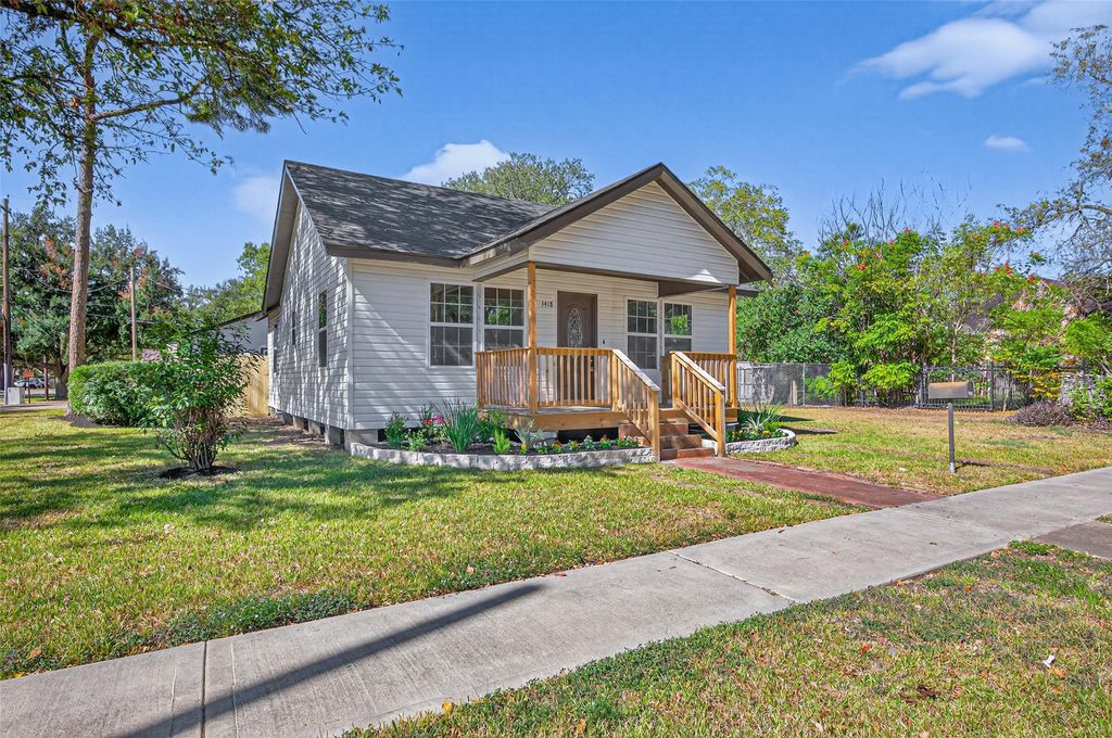 Photo of 1418 Carlisle Street, Rosenberg, TX 77471 (MLS # 62276892)