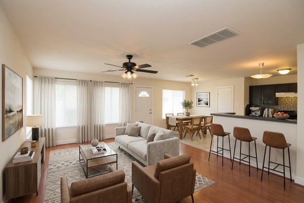 10110 FARRELL DR, HOUSTON, TX 77070 - Image 7a8d9e71df3f0f942d7e5a00dd8bffb2/2867573736