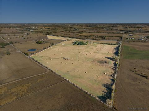 1651 Weiss Lane Brenham TX 77833