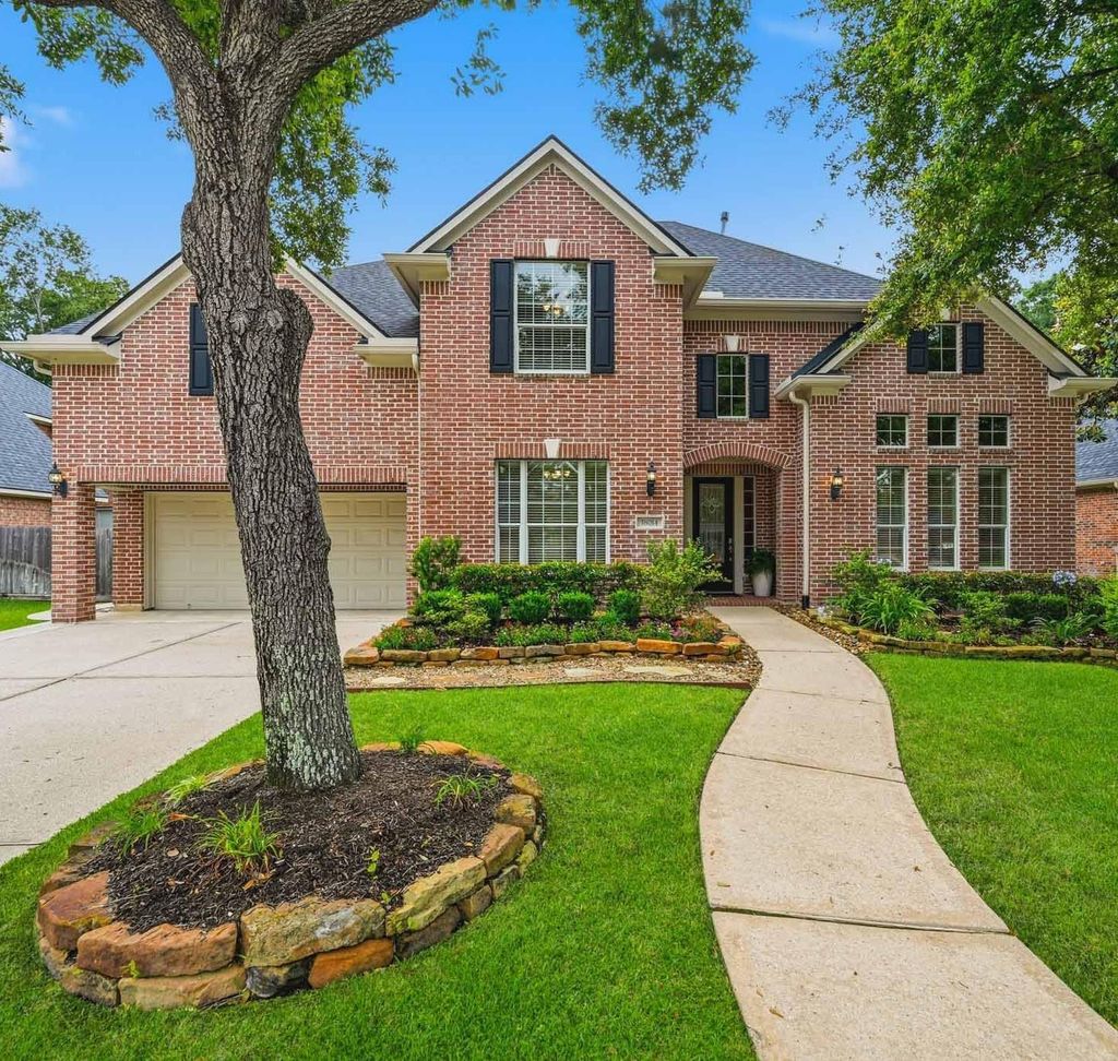Photo of 18014 Isle Royale Court, Humble, TX 77346 (MLS # 87506966)