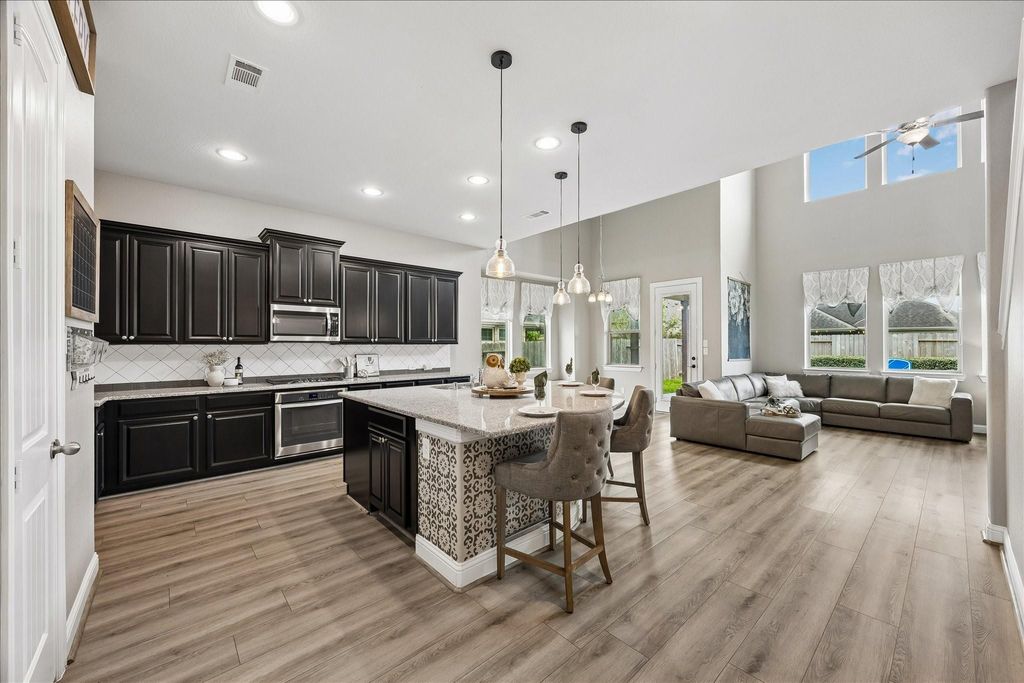 Photo of 2705 Park Crossing, Pearland, TX 77581 (MLS # 56247266)