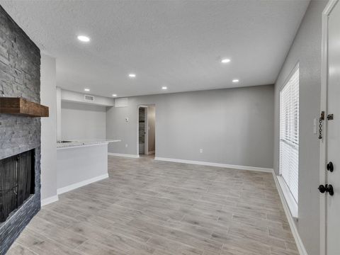 Photo of 260 El Dorado Blvd Boulevard #1610, Houston, TX 77598 (MLS # 44911934)