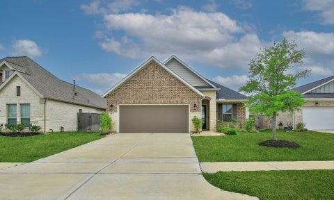 Homes For Rent - 18830 Shadowfax Trail<br/> Tomball, TX 77377