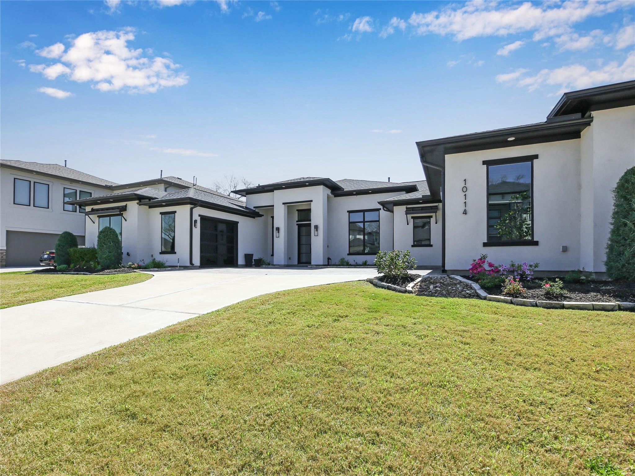 10114 Mariner Oaks Drive