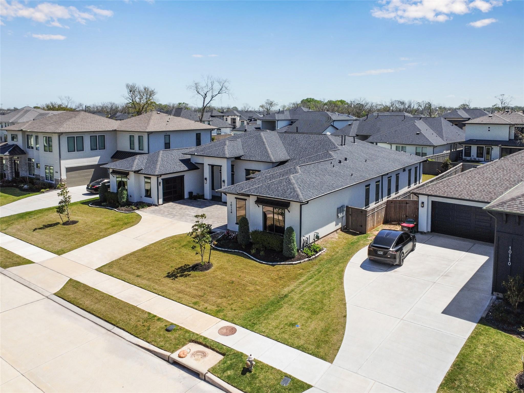 10114 Mariner Oaks Drive