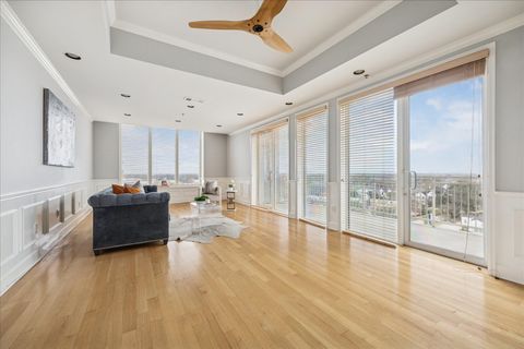 2520 Robinhood 801 Houston TX 77005