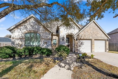 Photo of 5115 Field Briar Lane, Sugar Land, TX 77479 (MLS # 36025958)
