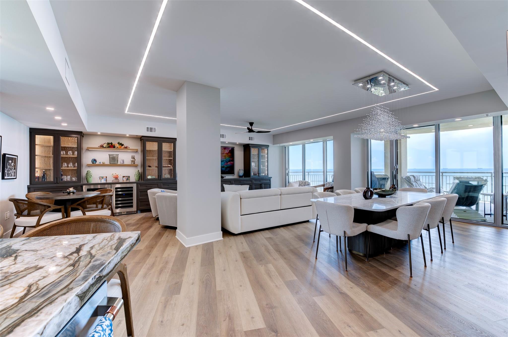 801 E Beach Drive BC0800