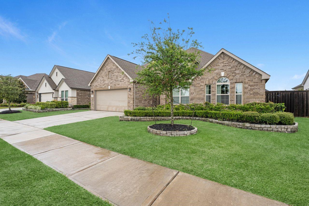 29614 Apple Glen Court