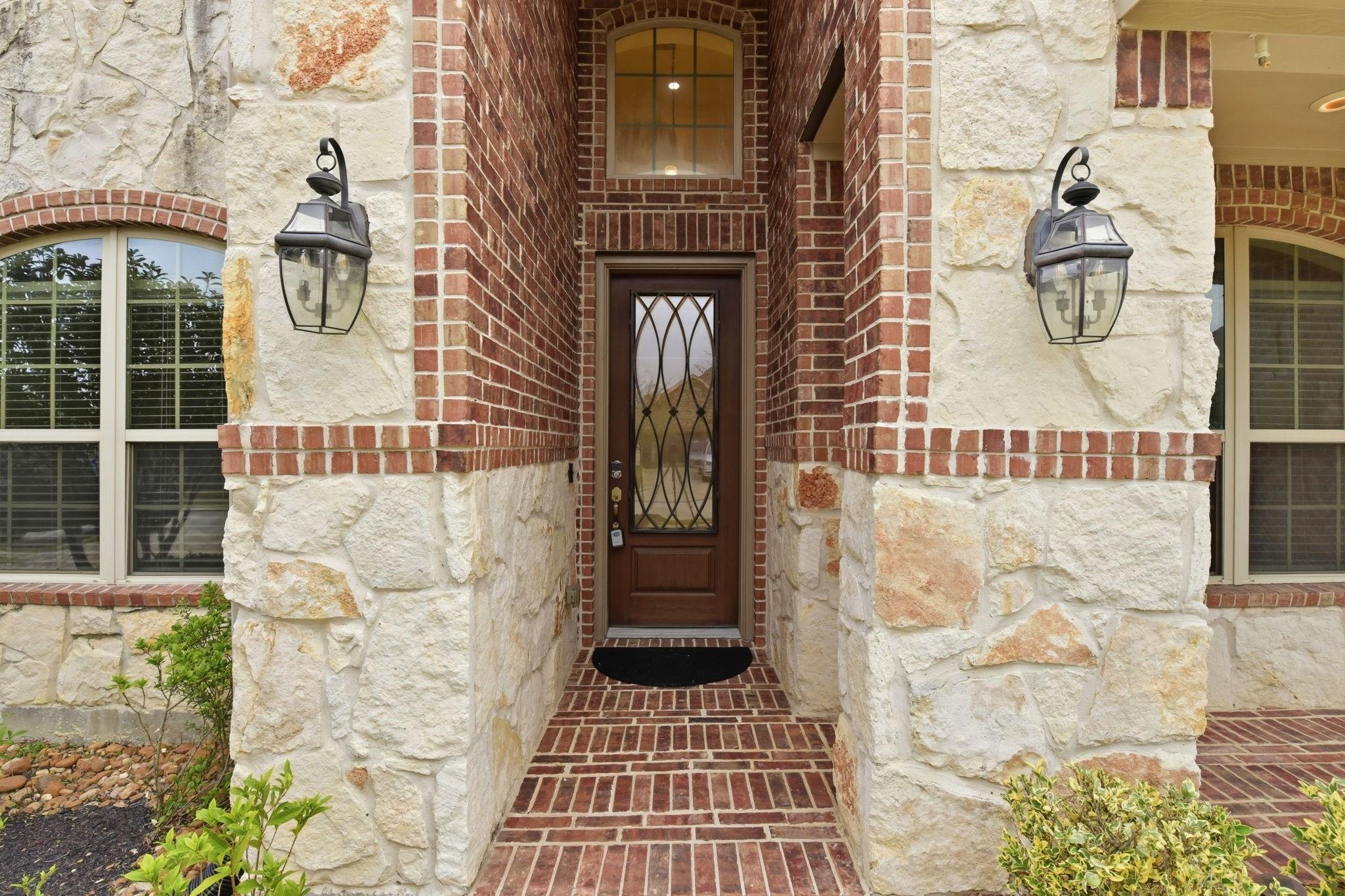 18915 Hilltop Valley Drive