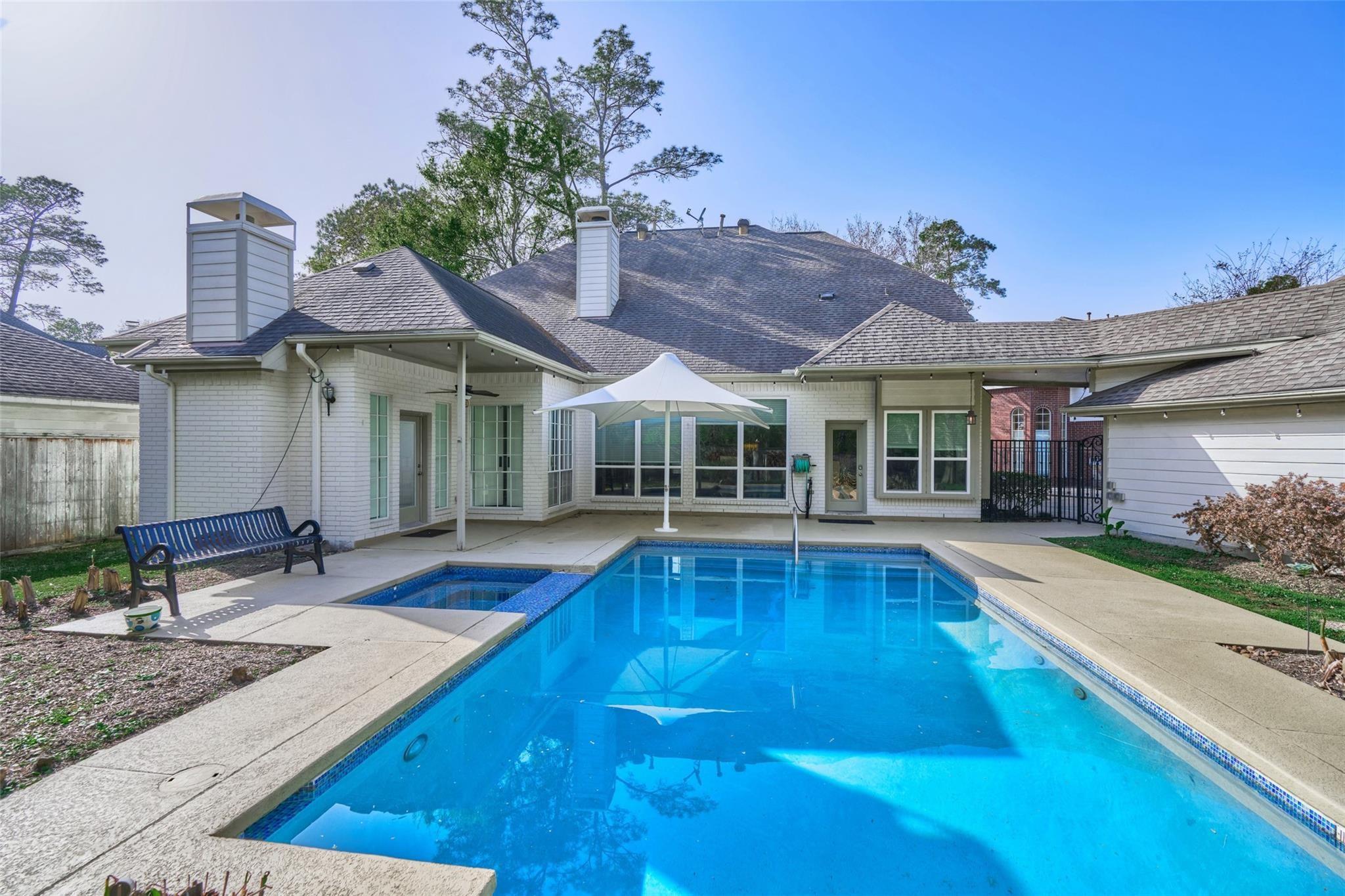 19903 Forest Drive