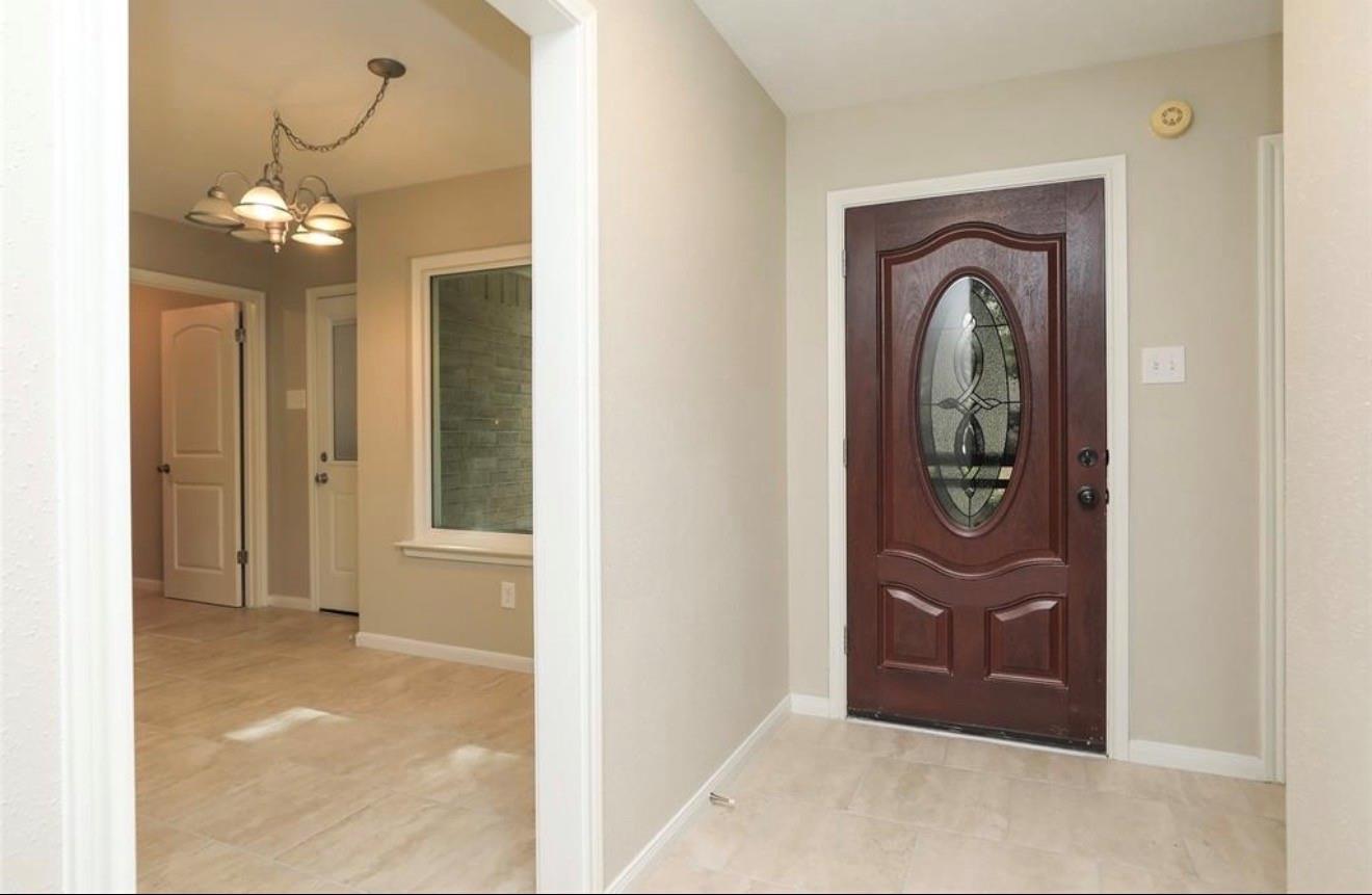 3235 Sedgeborough Circle