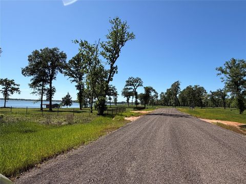 Photo of 3126 Island View Lane, Livingston, TX 77351 (MLS # 21170604)