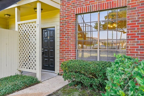 Photo of 8055 Cambridge Street #7, Houston, TX 77054 (MLS # 85816911)