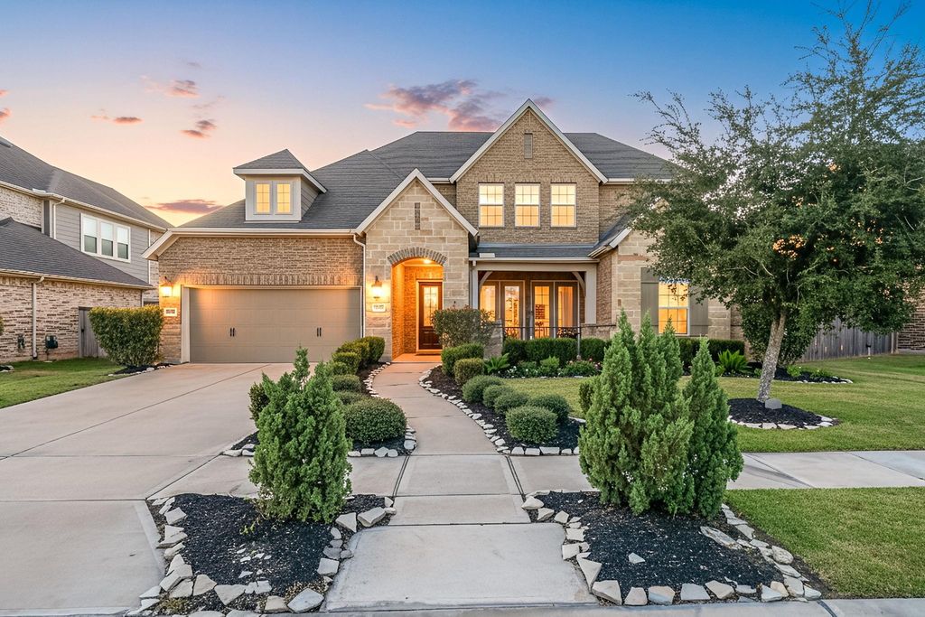 Photo of 2011 Big Creek Way, Missouri City, TX 77459 (MLS # 85396811)