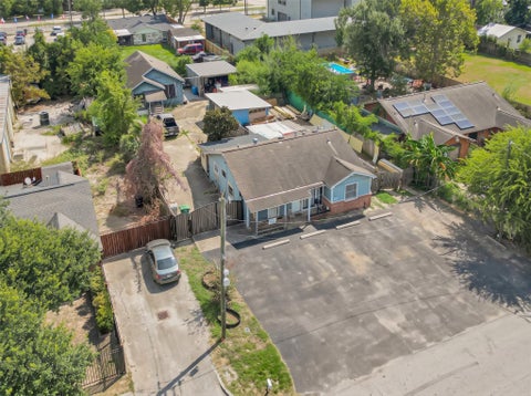 Photo of 2084 Harland Drive, Houston, TX 77055 (MLS # 37114099)