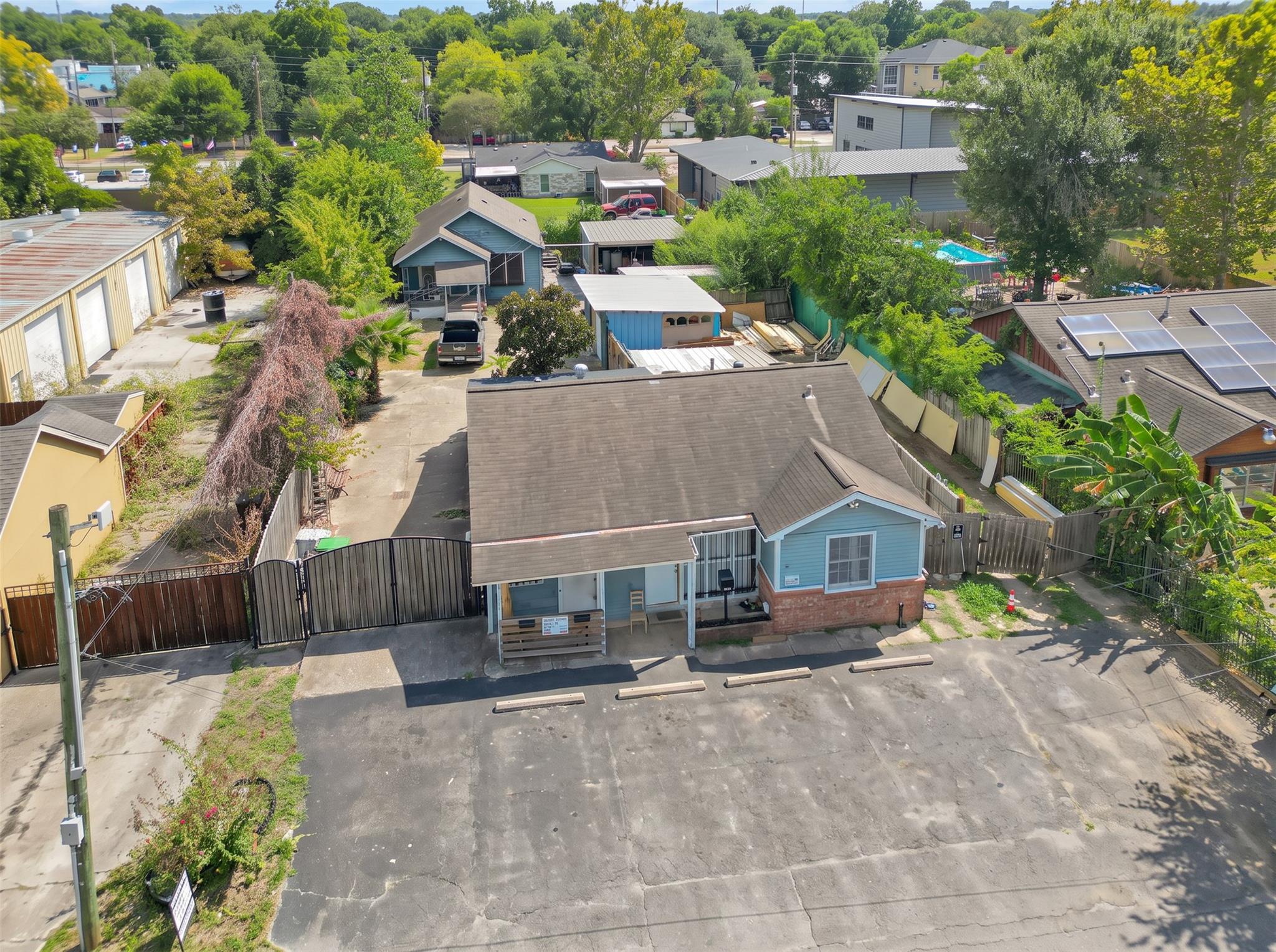 2084 Harland Drive