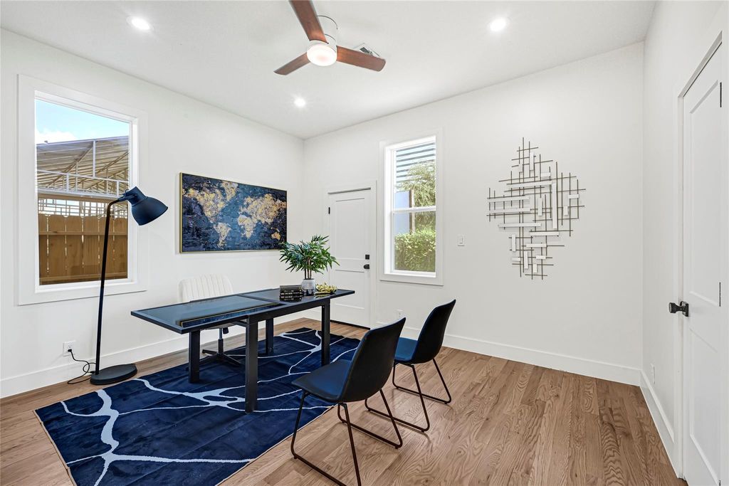 Photo of 5619 Val Verde Street, Houston, TX 77057 (MLS # 59419833)