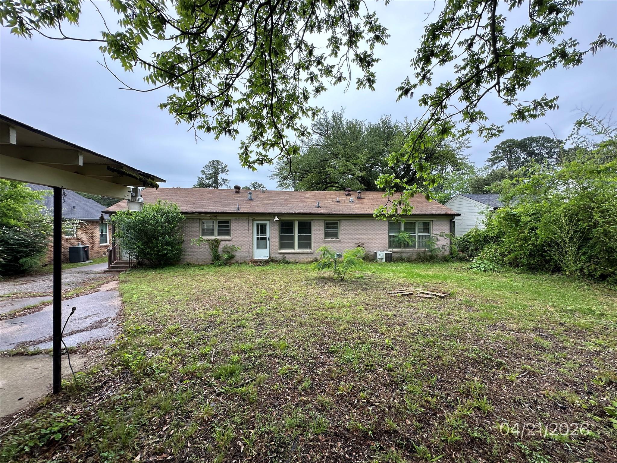1314 S Azalea Drive