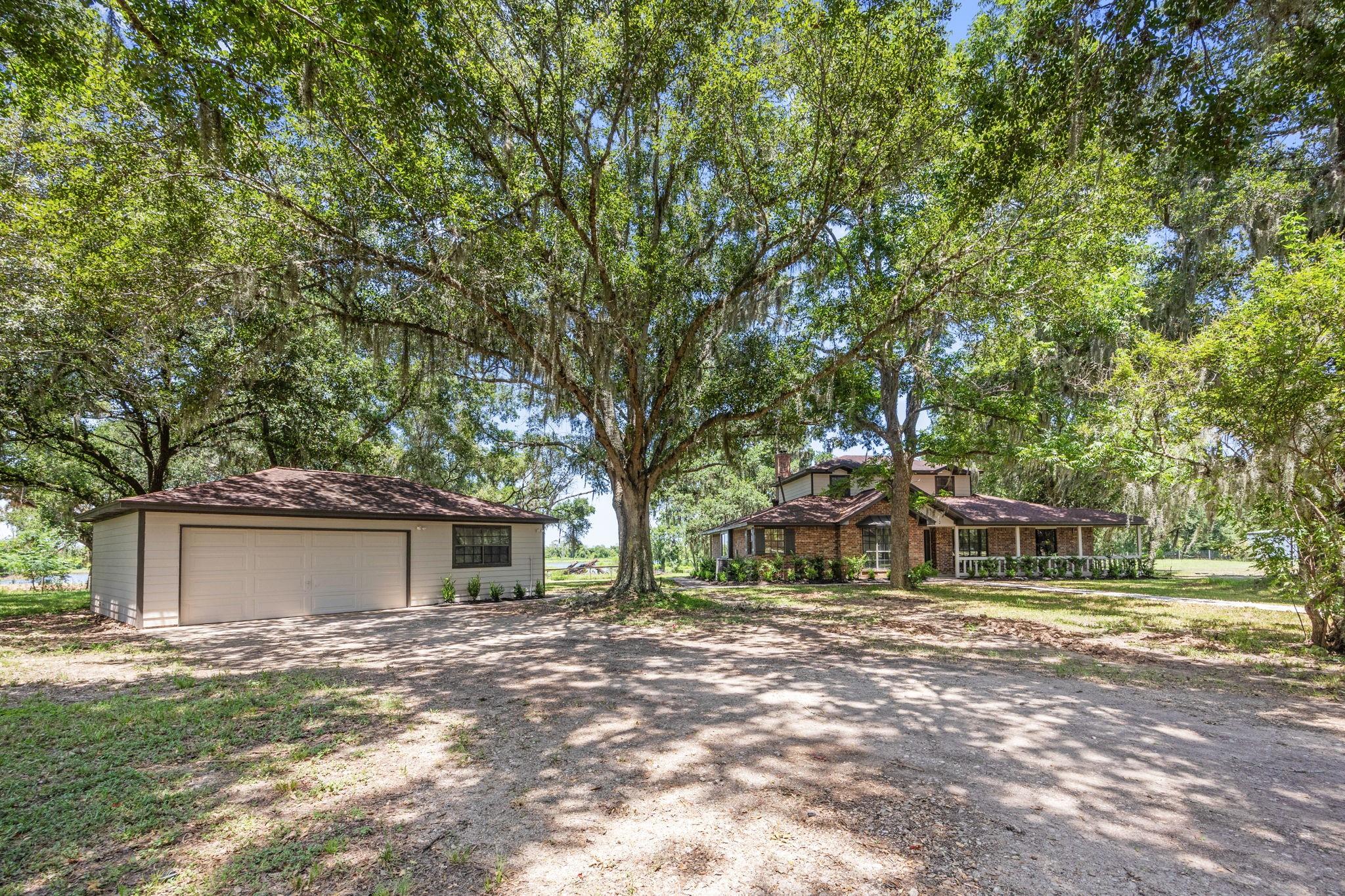 21802 Lake View Road