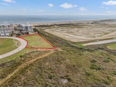 Tiny photo for 44 Grand Beach Boulevard, Galveston, TX 77550 (MLS # 81400754)