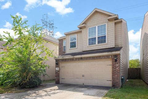 Photo of 10913 Panther Court, Houston, TX 77099 (MLS # 84931879) Photo of 10913 Panther Court, Houston, TX 77099 (MLS # 84931879)