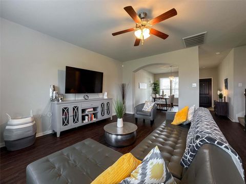 Photo of 2 Eagle Lake Court, Manvel, TX 77578 (MLS # 96031960)