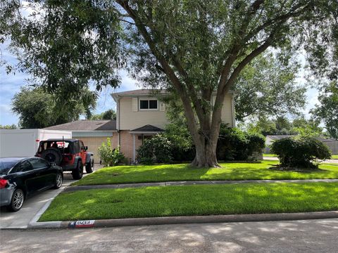Photo of 6213 Creekside Lane, League City, TX 77573 (MLS # 21931314)