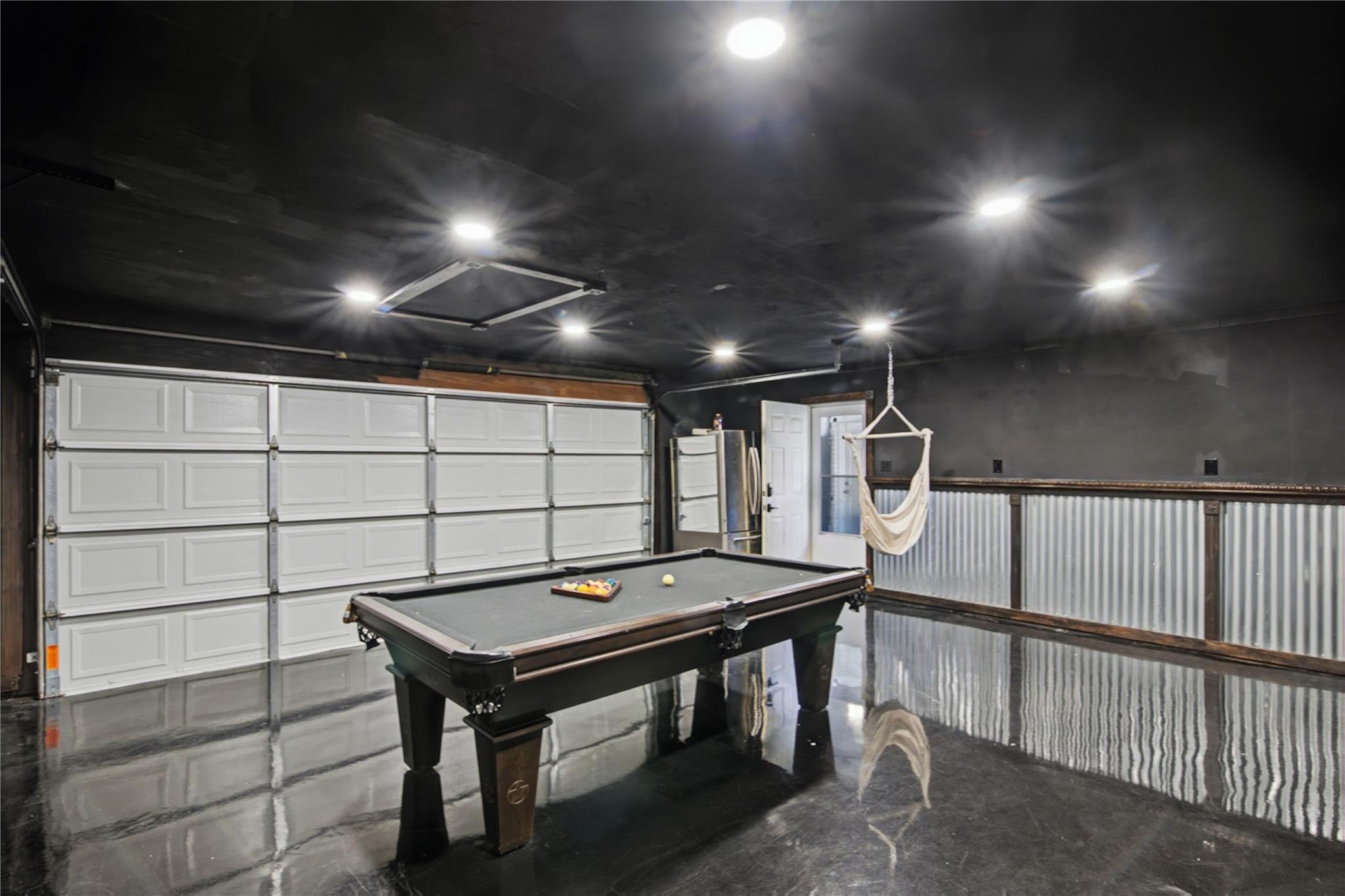 1021 E San Augustine Street