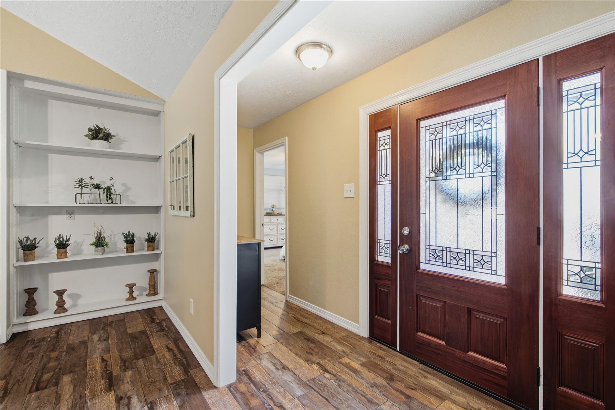 1021 E San Augustine Street