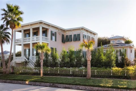Photo of 523 10th Street, Galveston, TX 77550 (MLS # 16904555)