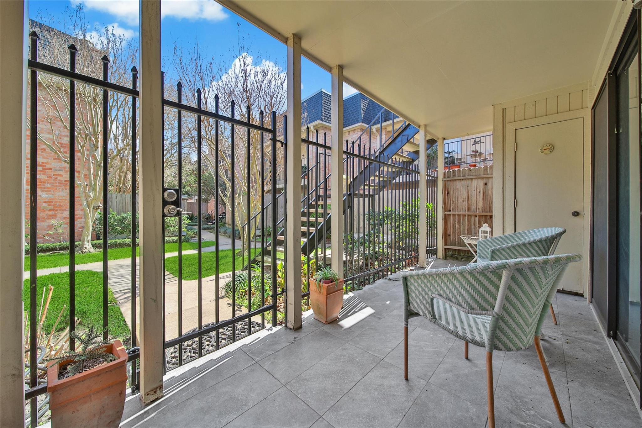 1601 S Shepherd Drive 170