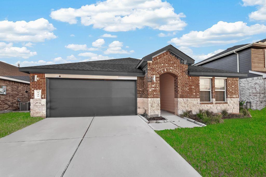 946 Curly Angora Court