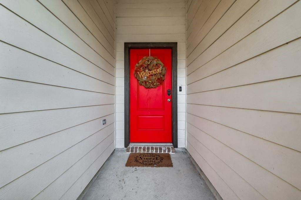 946 Curly Angora Court