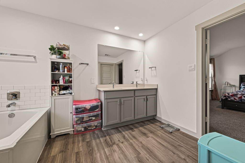 946 Curly Angora Court
