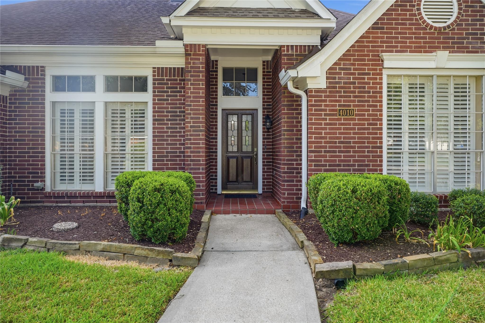 4010 Raven River Drive