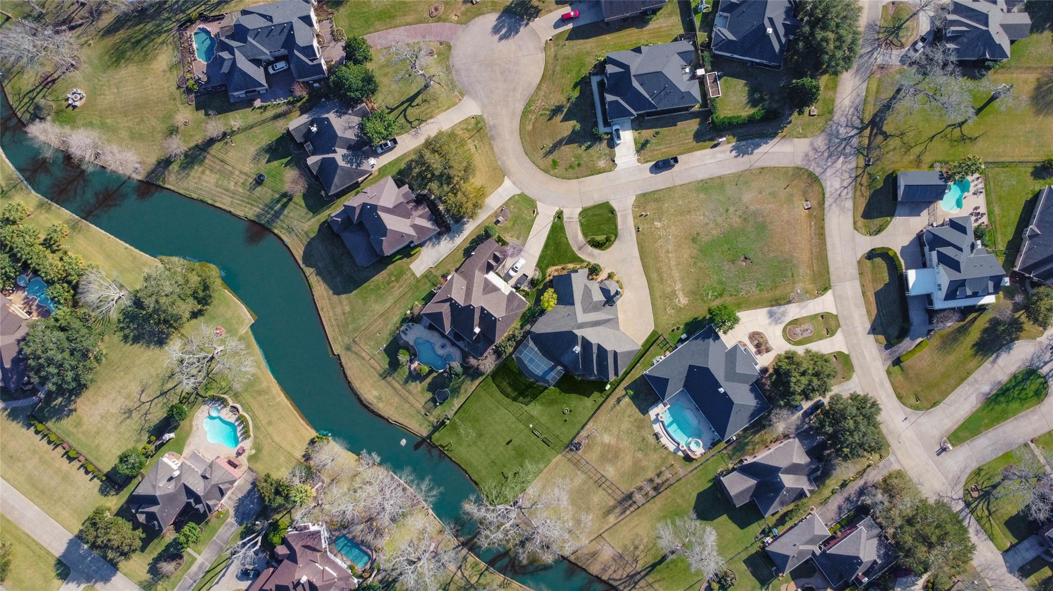 33018 Weatherby Court SW