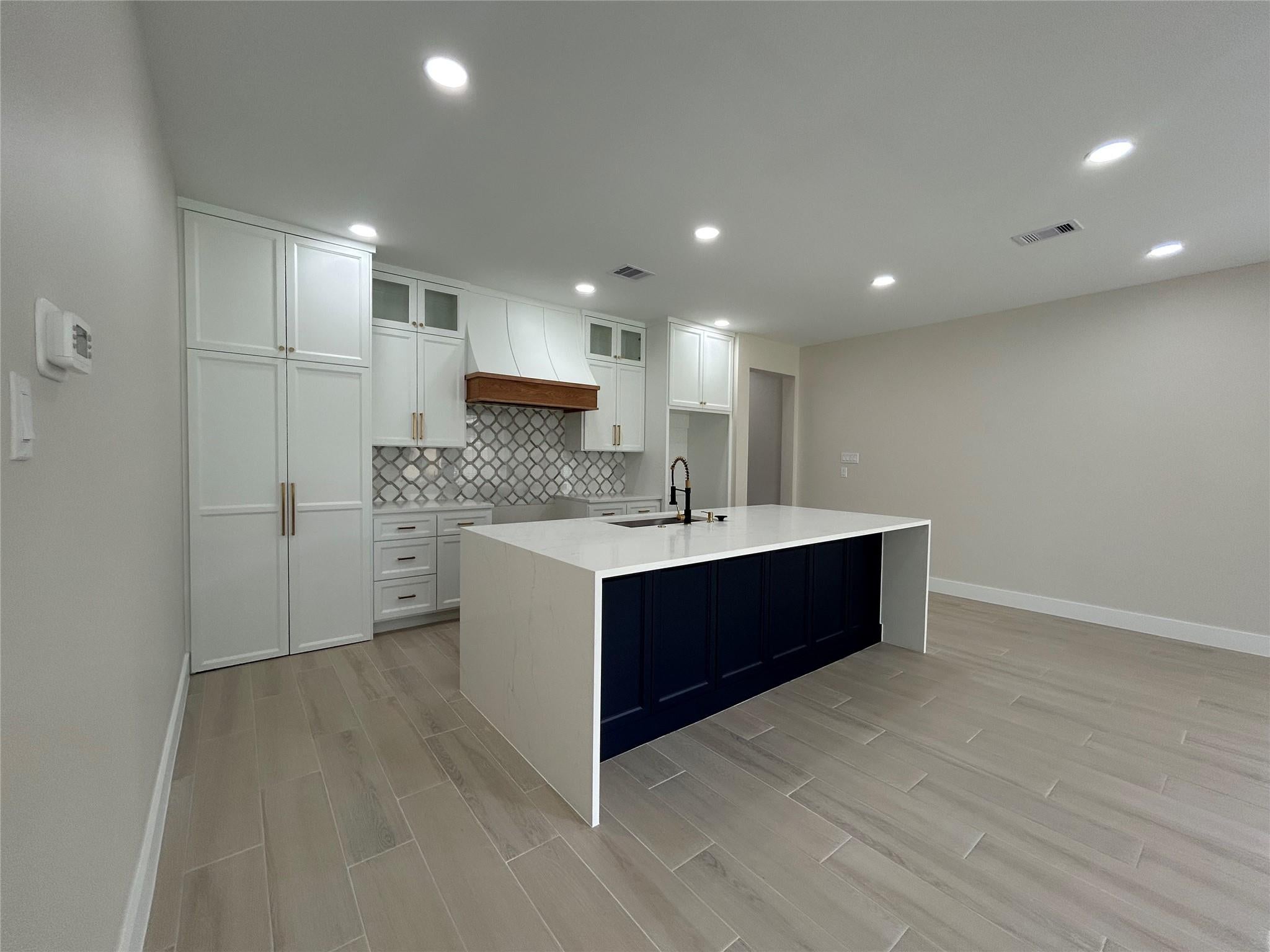 6735 Utah Street