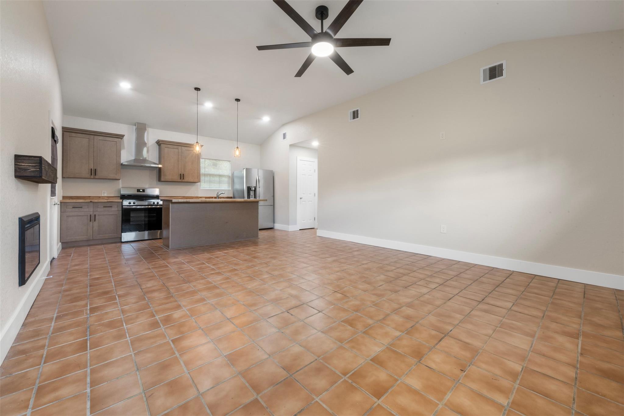 2140 County Road 235