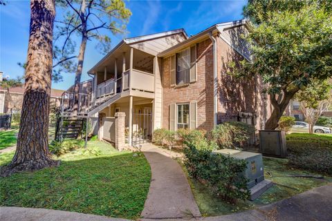 Photo of 2800 Jeanetta Street #2504, Houston, TX 77063 (MLS # 3076603)