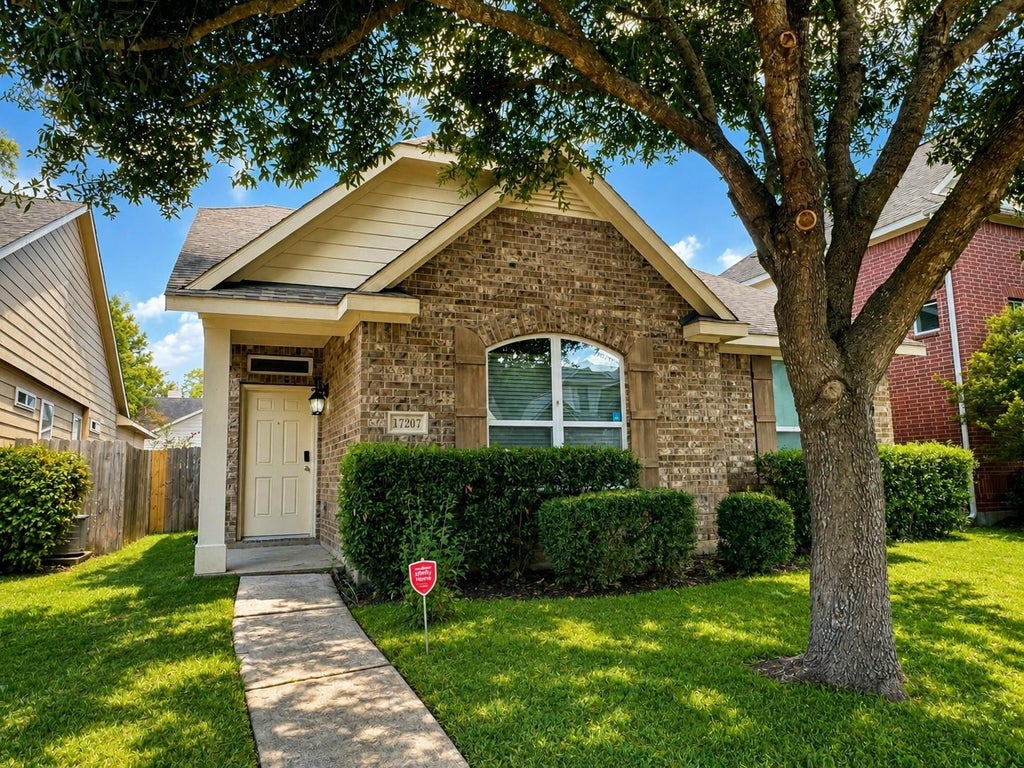 Photo of 17207 Mitchell Pass Lane, Humble, TX 77346 (MLS # 66907376)