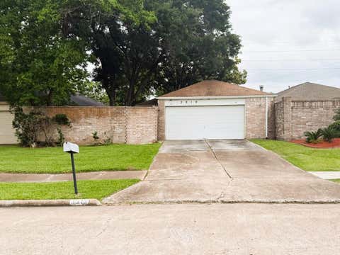 Photo of 3919 Vineyard Drive, Houston, TX 77082 (MLS # 78844983)
