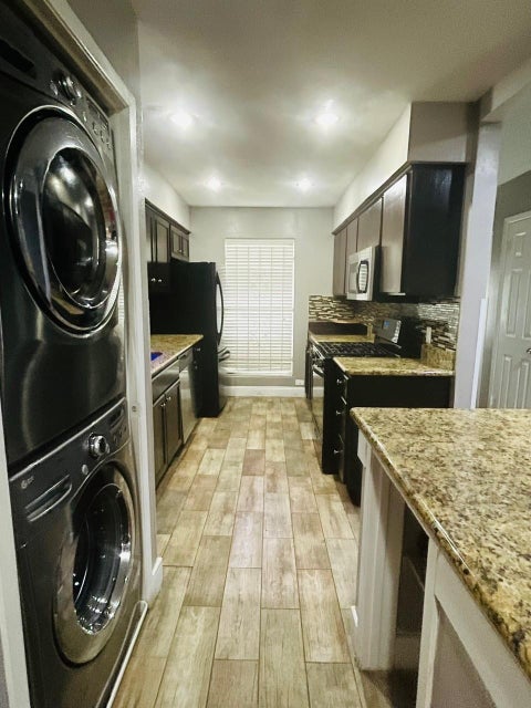 Tiny photo for 7934 Leonora Street, Houston, TX 77061 (MLS # 20283358)
