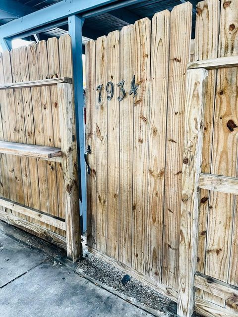 Tiny photo for 7934 Leonora Street, Houston, TX 77061 (MLS # 20283358)