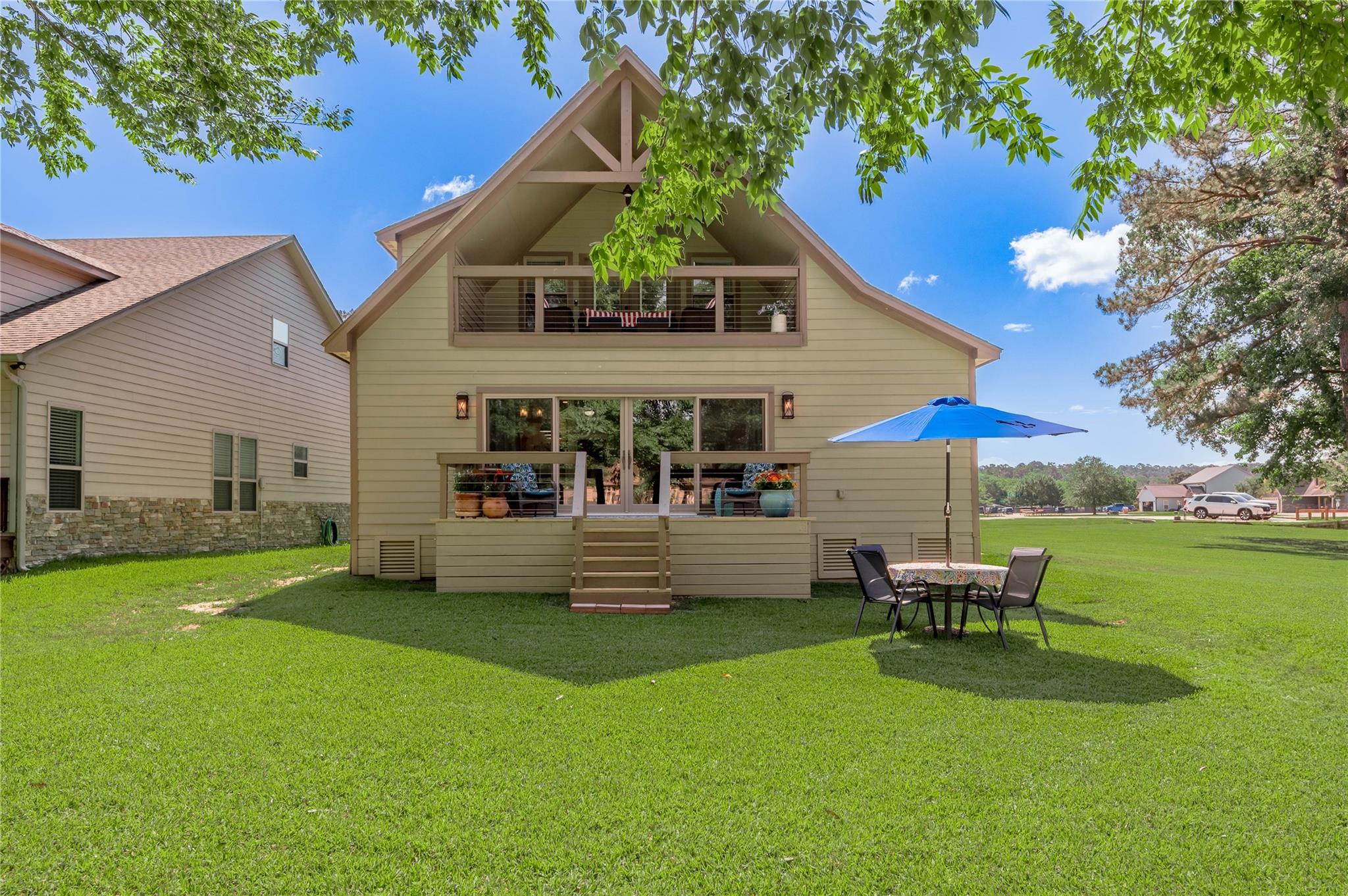 16 Wildwood Lake Drive