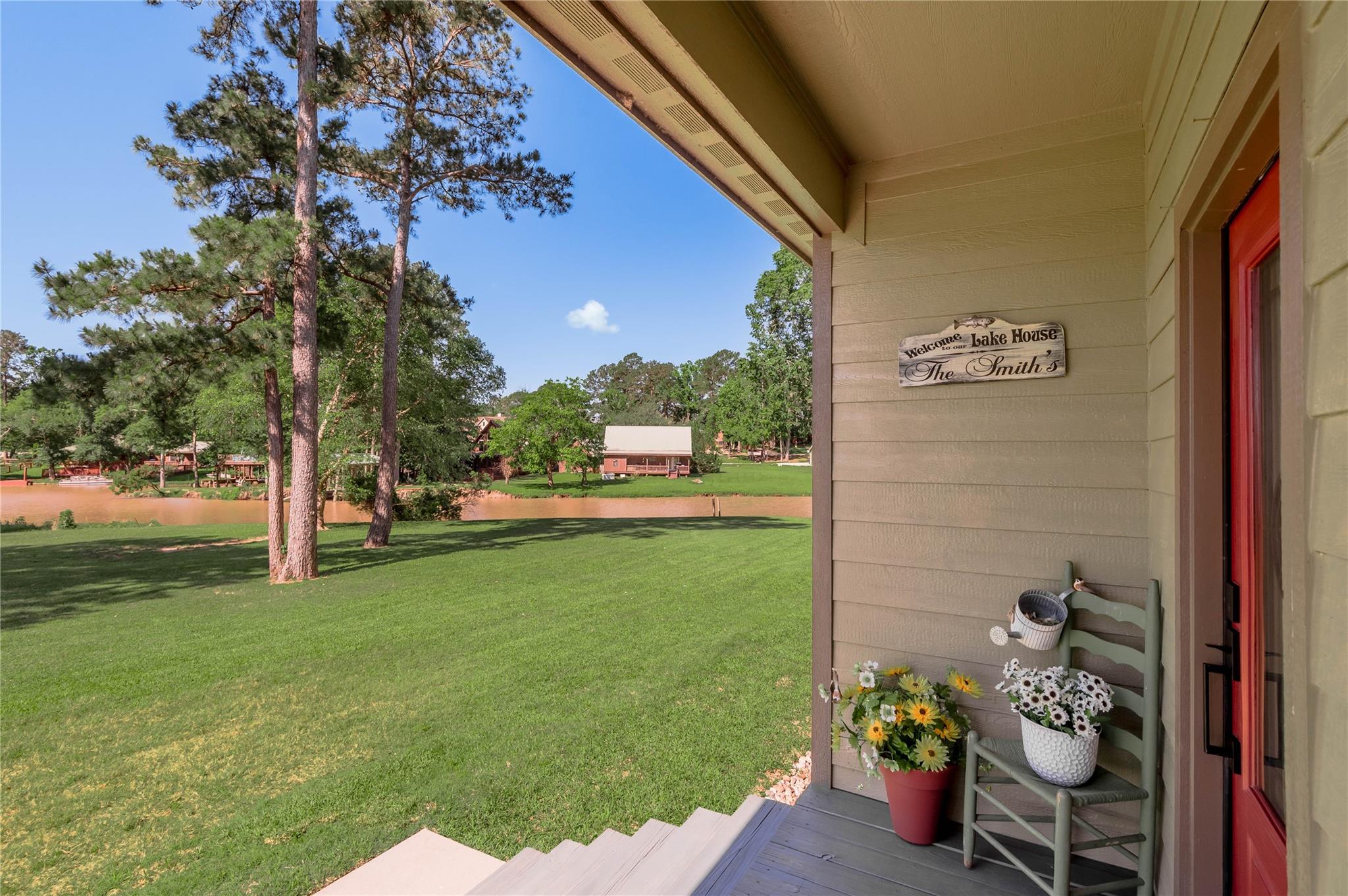 16 Wildwood Lake Drive