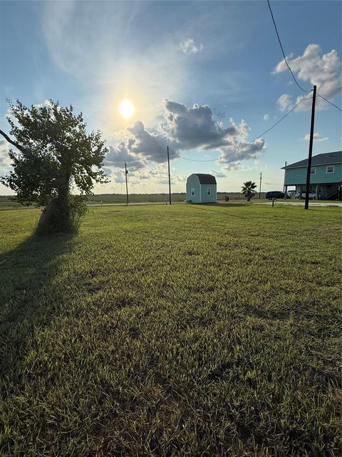 Photo of 132 County Road 299 Heron N, Sargent, TX 77414 (MLS # 79438749) Photo of 132 County Road 299 Heron N, Sargent, TX 77414 (MLS # 79438749)